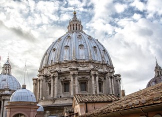 Ватикан создал специальное бюро по управлению доменом .catholic Ватикан создал специальное бюро по управлению доменом