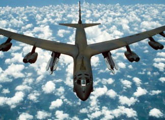 B-52 возвращаются на Ближний Восток Американский стратегический бомбардировщик B-52