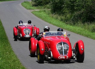 Новый итальянско-российский фильм «Гонки по-итальянски» Новый итальянско-итальянский фильм "Гонки по-итальянски"