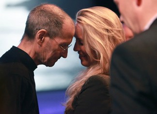 Веселая вдова: как живется женам покойных миллиардеров Стив Джобс и Лорен Пауэлл