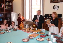 Рим: выпуск студентов курса «Хорошо забытые правила грамматики» Выпуск студентов курса «Хорошо забытые правила грамматики»