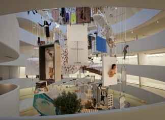 Maurizio Cattelan. Бунтарь современного искусства