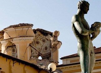 Италия выделит €1 млрд на сохранение культурного наследия город Л'Акуила после землетрясения