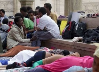 Италия обошла Грецию по числу прибывающих беженцев мигранты в Италии