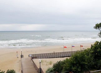 Пляж под Калининградом получил награду “Голубой флаг” Пляж в поселке Янтарный