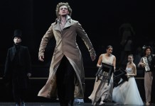 Вахтанговский “Евгений Онегин” получил приз на фестивале в Италии спектакль"Евгений Онегин"