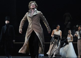 Вахтанговский “Евгений Онегин” получил приз на фестивале в Италии спектакль"Евгений Онегин"