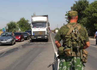 L’Fsb accusa l’Ucraina: sventati attacchi terroristici in Crimea Checkpoint sul confine russo-ucraino Andrej Iglov RIA Novosti