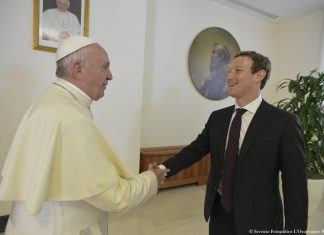 Цукерберг пожертвовал $500 тысяч пострадавшим от землетрясения в Италии Во время визита в Рим Цукерберг встретился с Папой Римским