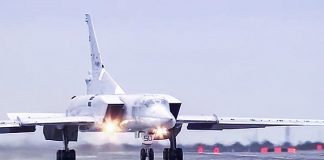 Ту-22М3 после боевого вылета для нанесения авиаудара по объектам ИГ в Сирии