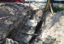 Археологи нашли в Азове стену венецианского замка 14 века азов