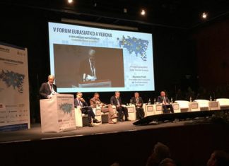 Prodi: “Niente pace senza accordo Russia-Usa. Europa debole” prodi