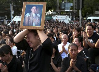 Игра престолов по-бангкокски король таиланда