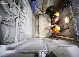 Археологи вскрыли гробницу Христа плита Гроба Господня