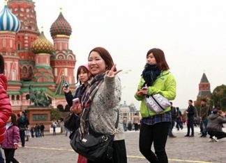 В Ростуризме уверены, что цены на российские визы надо понижать туристы