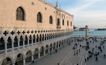 Власти Венеции собираются ввести лимит на туристов венеция