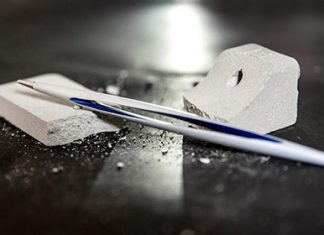 Итальянские дизайнеры создали «вечную» ручку без чернил ручка