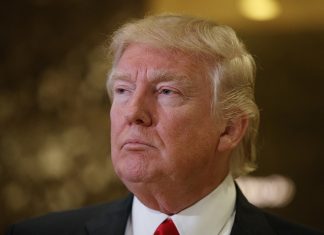 Трамп рассказал о санкциях против России, политике Меркель и проблемах Ближнего Востока Дональд Трамп