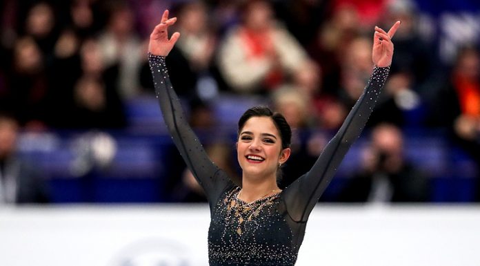 Россиянка Медведева выиграла ЧЕ по фигурному катанию с двумя мировыми рекордами Евгения Медведева