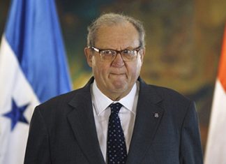 Глава Мальтийского ордена ушел в отставку после ссоры с Ватиканом Метью Фестинг