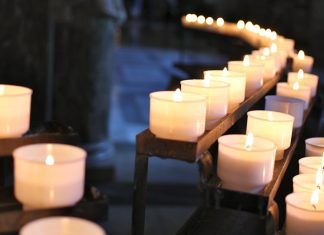 В римской церкви прошел вечер памяти жертв авиакатастрофы Ту-154 память