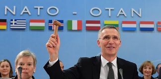 Европа готовится к жизни после США нато