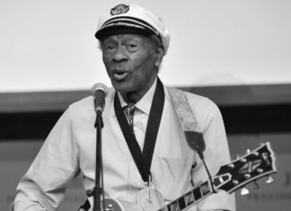 Умер легендарный музыкант Чак Берри Чак Берри