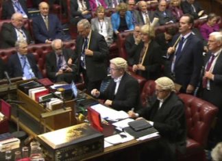 Британский парламент одобрил законопроект о запуске Brexit британия