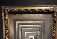 В Италии на “безумной” выставке впервые представили картину Гитлера картина