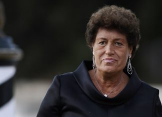 В Риме умерла модельер Карла Фенди