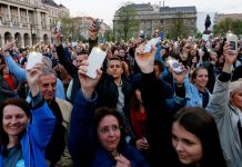 В Евросоюзе отменили плату за роуминг