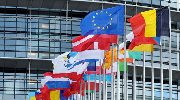 Страны ЕС согласовали параметры сертификатов о вакцинации