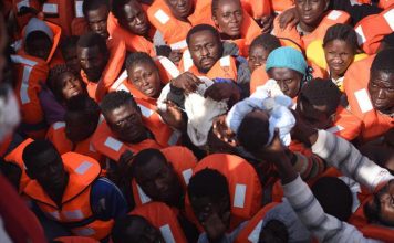 Число мигрантов в Италии с начала года сократилось на 30%