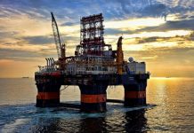 Bloomberg: санкции США увеличили спрос на российскую нефть