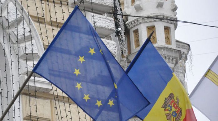 Работающие в Италии и Греции молдавские граждане смогут получать местные пенсии и пособия