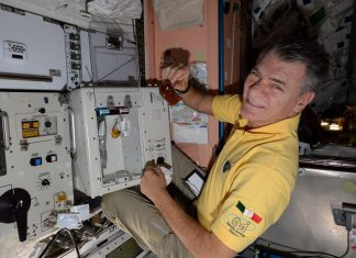 Итальянский астронавт отметил Международный день кофе чашечкой эспрессо на борту МКС