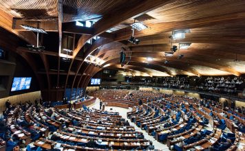 Постпред при СЕ не исключил выхода России из конвенции по правам человека