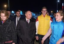 Путин встретился с участниками фестиваля молодежи в Сочи