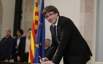 Сторонники независимости Каталонии празднуют победу