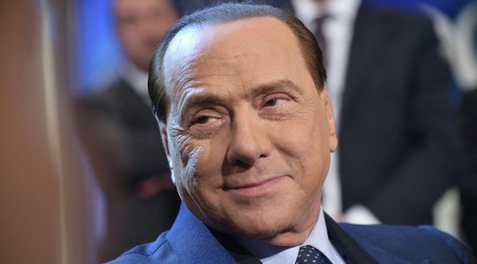 Берлускони снял свою кандидатуру с выборов президента Италии