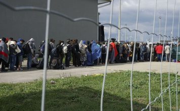 Миграция в Европу снизилась на треть из-за пандемии