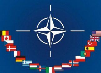 Столтенберг заявил, что НАТО необходим диалог с Россией