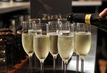 Поставки просекко в США заморозили из-за угрозы американских пошлин