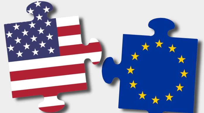 Евросоюз в два этапа введет контрмеры против американских пошлин