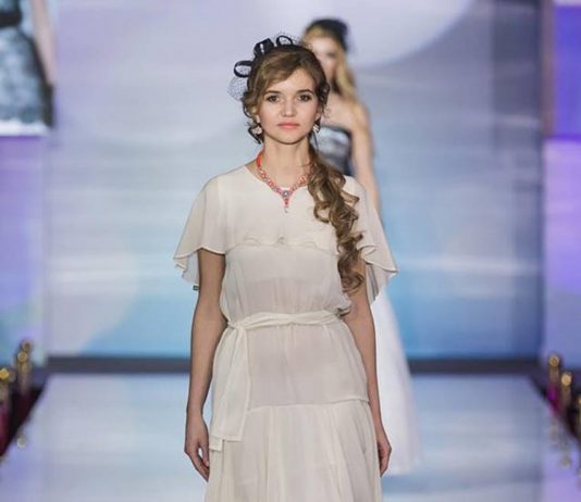 Двойной изысканный юбилей недели моды Estet Fashion Week