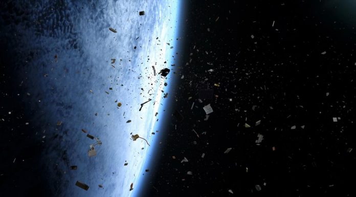 Космический мусор: вокруг Земли летают тысячи опасных объектов