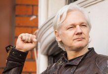 Ассанжа освободили из британской тюрьмы