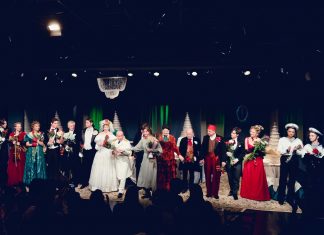 Спектакль «Свадьба» по одноименной пьесе А.П. Чехова в Московском «Театре на Покровке»