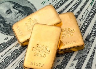 Евросоюз ввел запрет на импорт из Белоруссии золота, алмазов и полезных ископаемых