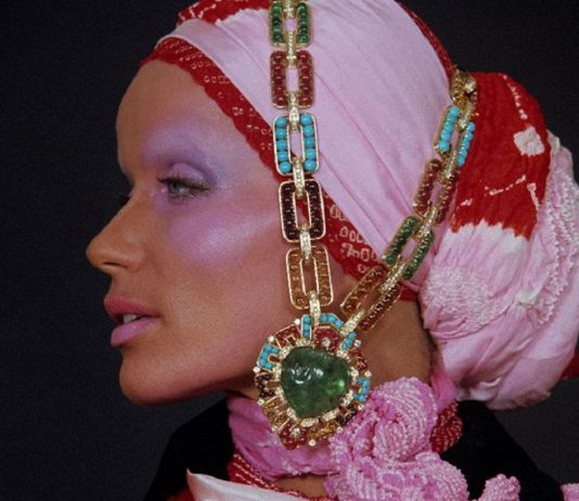 «Bvlgari, история, мечта»: история в платьях и драгоценностях